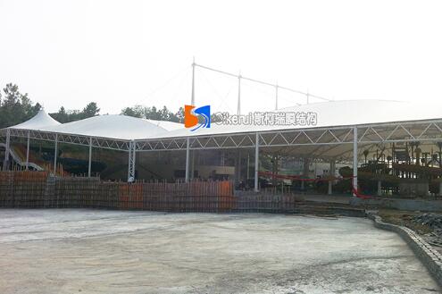 商業(yè)街膜結構更適宜選用哪些材質的薄膜