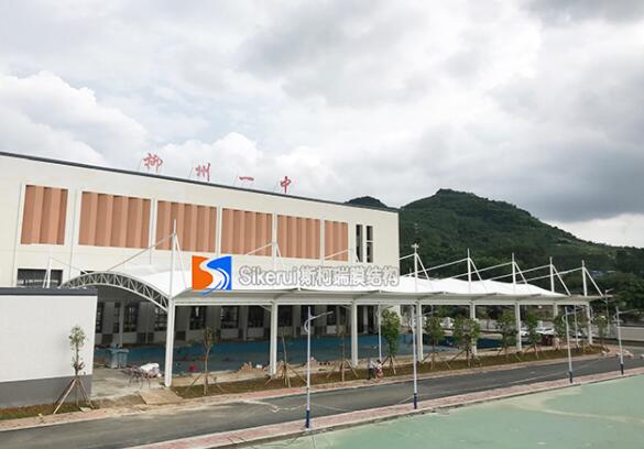 學校如何設(shè)計膜結(jié)構(gòu)停車棚才更省錢？