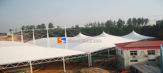 那些隨處可見(jiàn)張拉膜結(jié)構(gòu)的場(chǎng)所