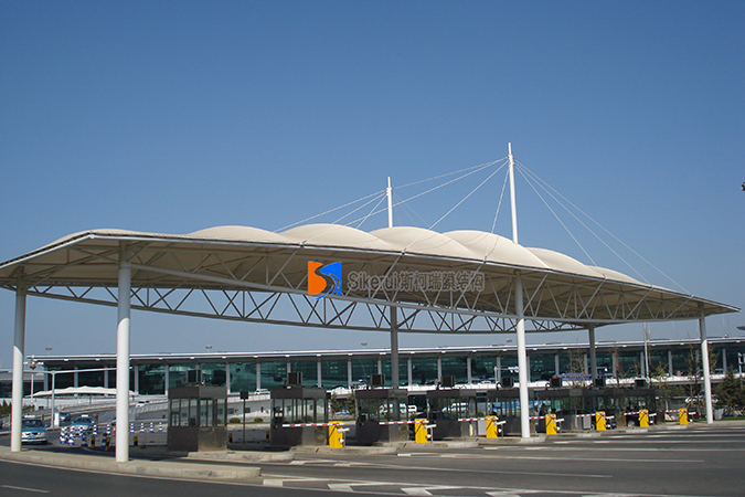 大連國際機(jī)場出入口膜結(jié)構(gòu)項(xiàng)目